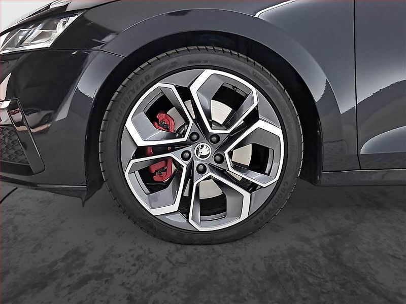 Škoda Octavia (2022) RS 2.0 TSI - fotka 15 z 25