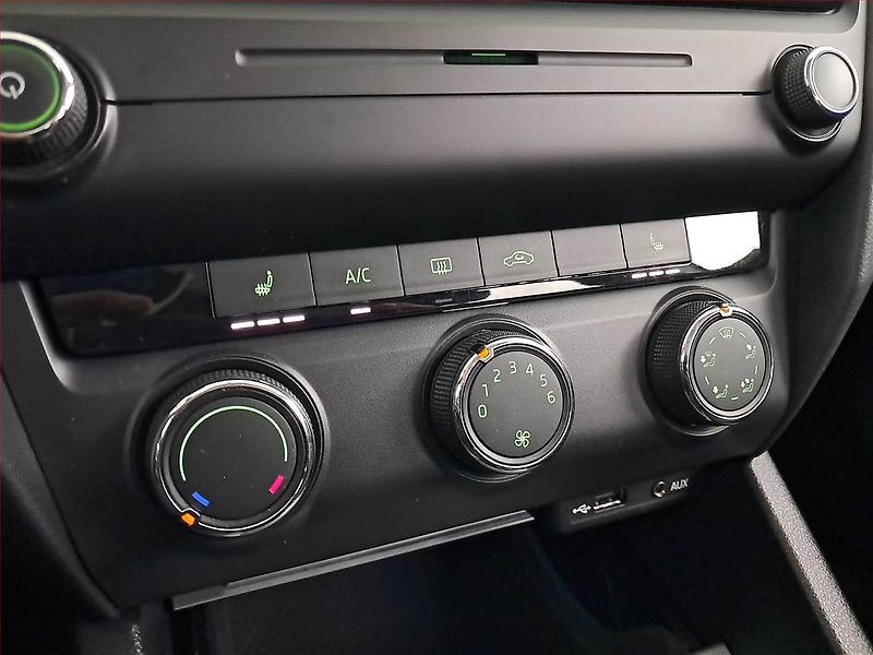 Škoda Octavia (2014) 1.2 TSI, Tempomat - fotka 15 z 18