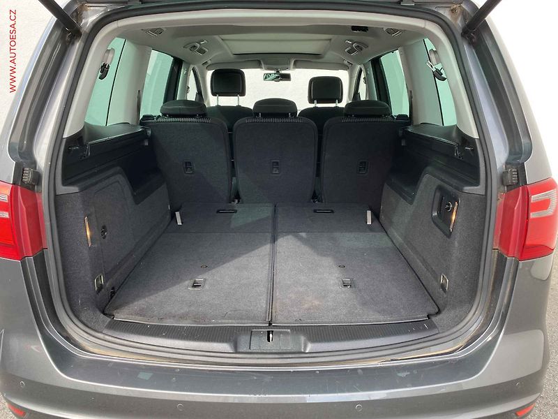 Seat Alhambra (2013) 2.0 TDi, Style, panor - fotka 7 z 22
