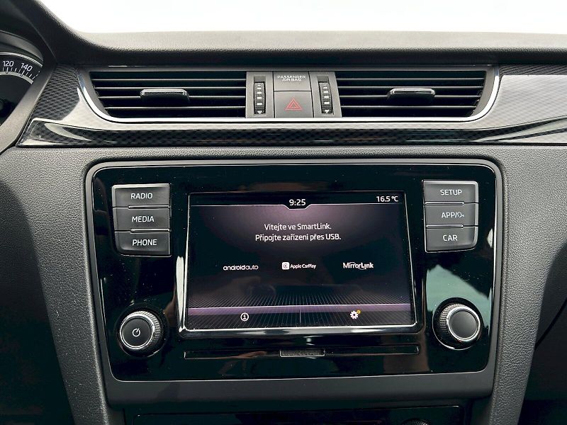 Škoda Rapid (2018) 1.0 TSI 70kW MP5 Monte Carlo - fotka 14 z 32