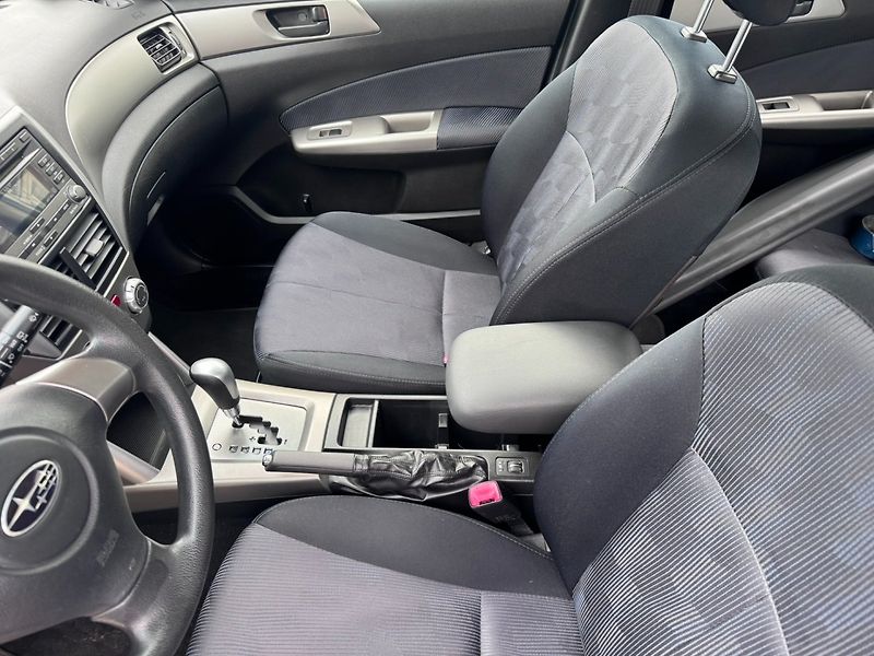 Subaru Forester (2008) 4X4 2,0i 110 KW AUTOMAT KOLA - fotka 31 z 41