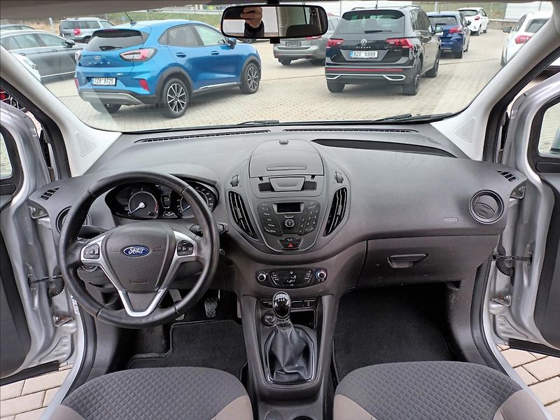 Ford Tourneo Courier 1,5 TDCI,ČR,SERVISKA,ROZVODY - fotka 11 z 37