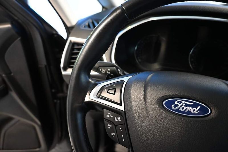 Ford S-MAX (2022) 2.0 140 KW LED ACC Tažné Kamer - fotka 14 z 36