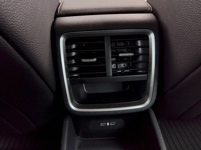 Škoda Octavia (2025) Combi Top Selection 1,5 Tsi 11 - fotka 29 z 40