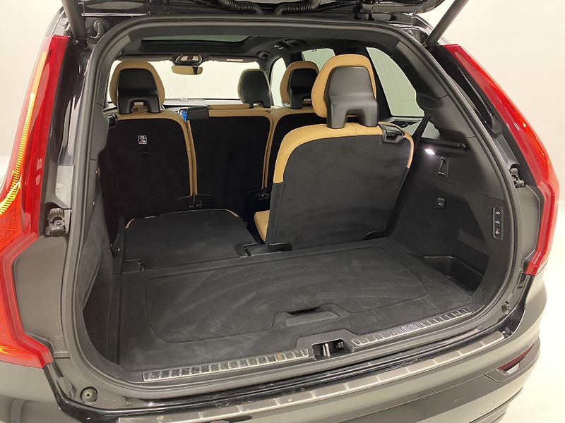 Volvo XC90 T8 AWD RECHARGE REZERVACE - fotka 35 z 74