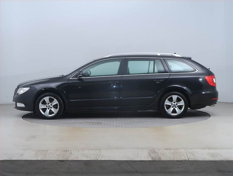 Škoda Superb (2011) Ambition 2.0 TDI, Automat - fotka 3 z 18