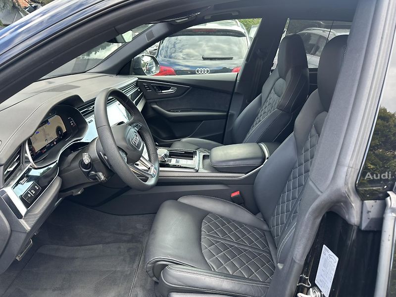 Audi Q8 (2025) 50TDi,HEAD-UP,PANORAMA, KARBON - fotka 30 z 39