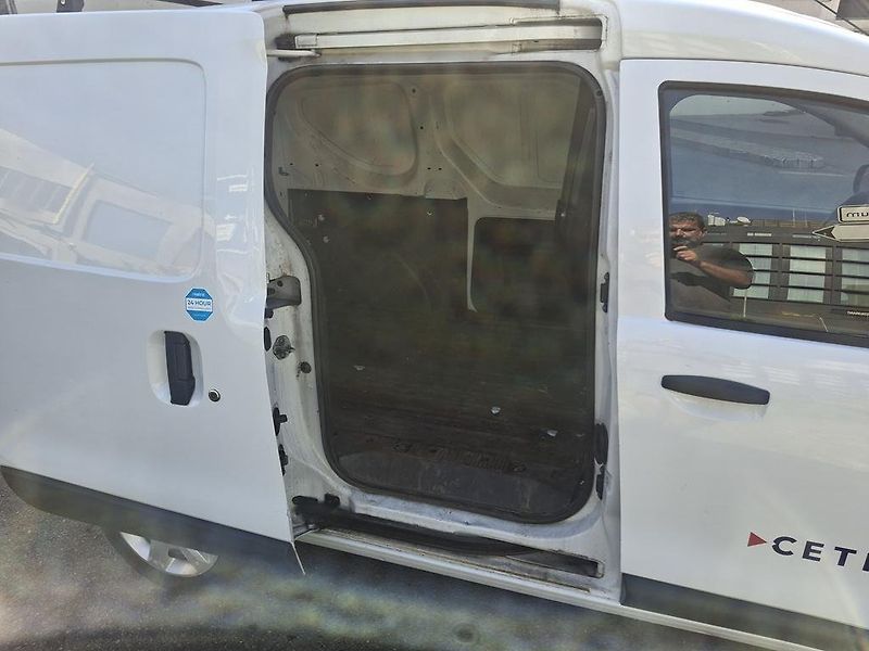 Dacia Dokker 1,6 8U96303 - fotka 14 z 21