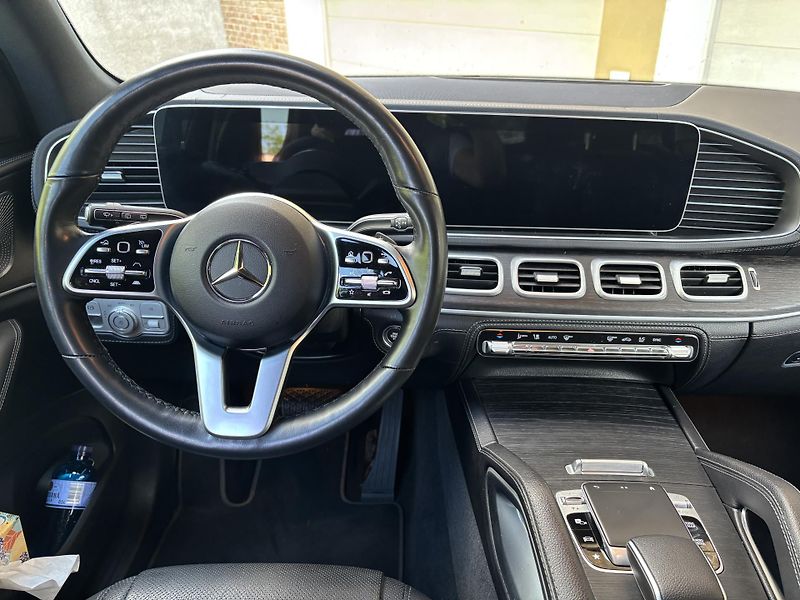 Mercedes-Benz GLE (2023) 400d 4MATIC 9GTRONIC AMG Paket - fotka 21 z 166