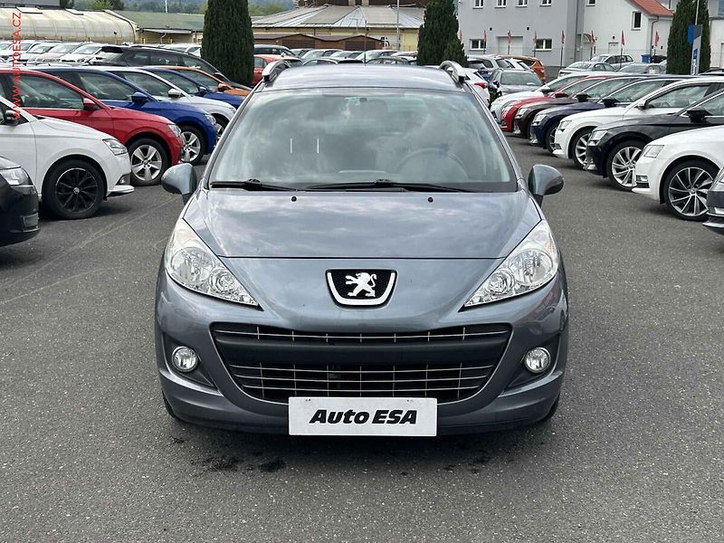 Peugeot 207 (2010) 1.4 16V, 1.maj,ČR, AC, park - fotka 2 z 15