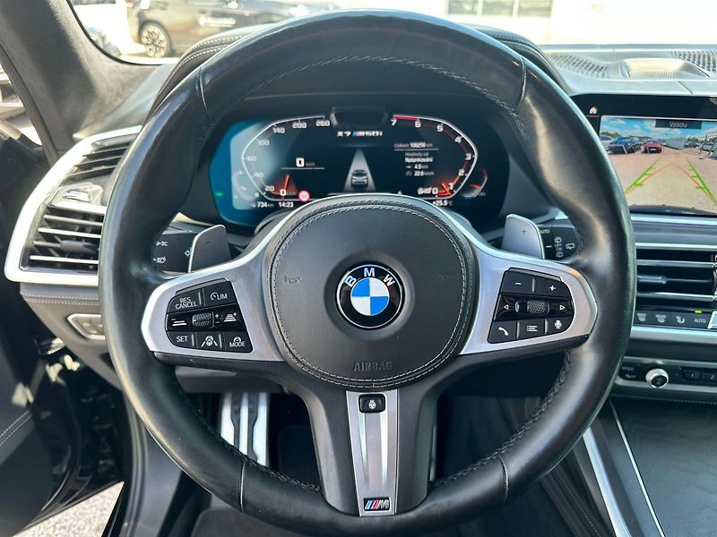BMW X7 M50i - fotka 9 z 23