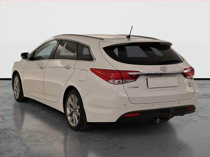 Hyundai i40 (2014) 1.7 CRDi, Serv.kniha, Xenony - fotka 4 z 19