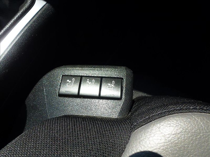 Citroën C4 Picasso 1,2 PureTech 130 S&S MAN6 NAVI - fotka 33 z 56