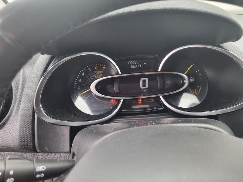 Renault Clio (2015) 1,2 16V 75 Advantage           - fotka 8 z 8