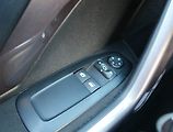 Peugeot 2008 (2016) Active 1.2 PureTech - náhled 16