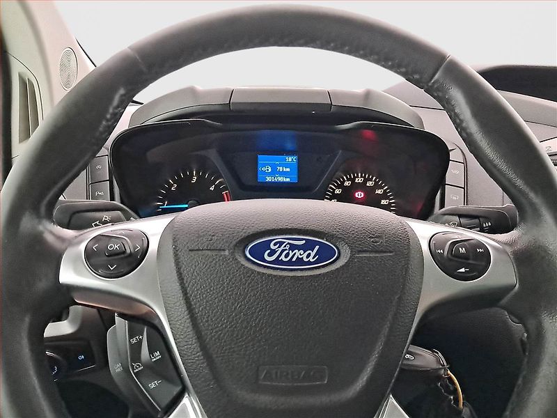 Ford Transit Custom (2015) Trend 2.2 TDCI, Bus, 9Míst, ČR - fotka 16 z 17