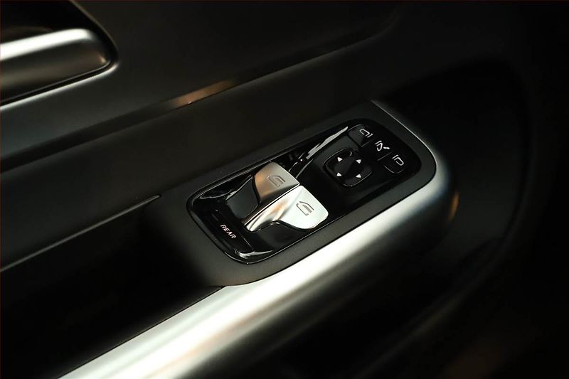 Mercedes-Benz CLA (2026) 180 - fotka 9 z 21