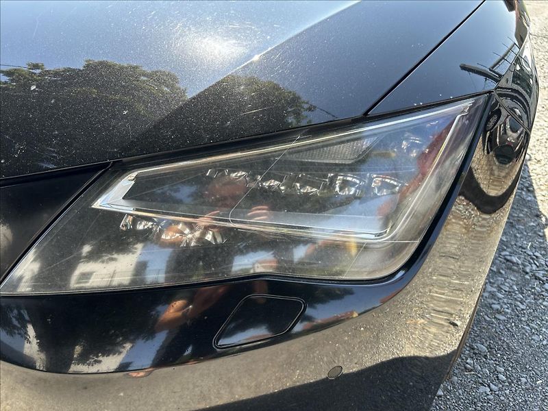 Seat Leon 2,0 TDi 110 kW DSG  Full LED - fotka 40 z 45