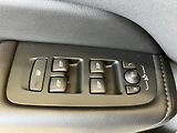 Volvo XC60 B4 FWD Momentum PRO AT8 - náhled 23