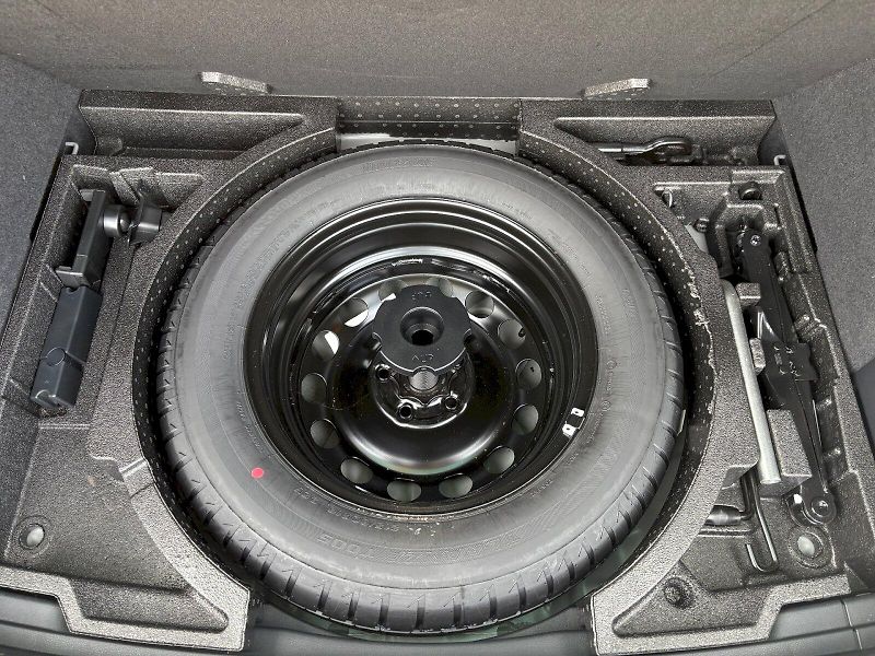 Škoda Karoq (2025) DSG 2.0 TDI / 110kW / SELECTIO - fotka 15 z 24