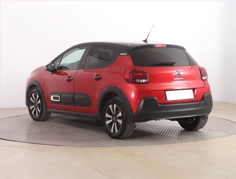 Citroën C3 (2021) Shine 1.2 PureTech, Automat - fotka 4 z 20