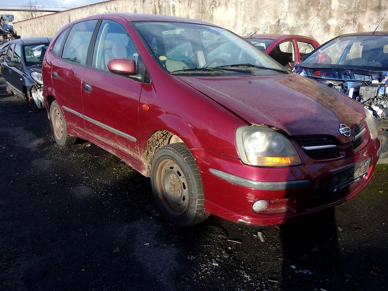 Nissan Almera Tino (2000) VOLAT 602 696115 - fotka 1 z 7