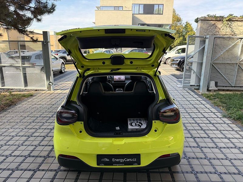 Dongfeng Ostatní E3 360° kamera 42kWh - fotka 33 z 37
