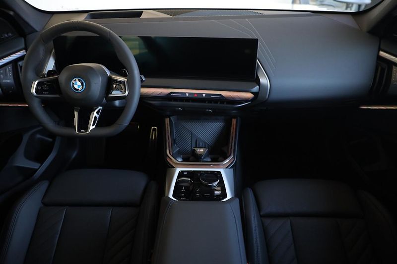 BMW X3 30e xDrive - fotka 10 z 18