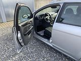Ford Focus 2.0i 145PS LPG FORD COMBI TOP! - náhled 94