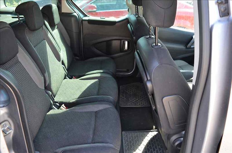 Peugeot Partner (2016) 1,6 BLUEHDI - fotka 18 z 21