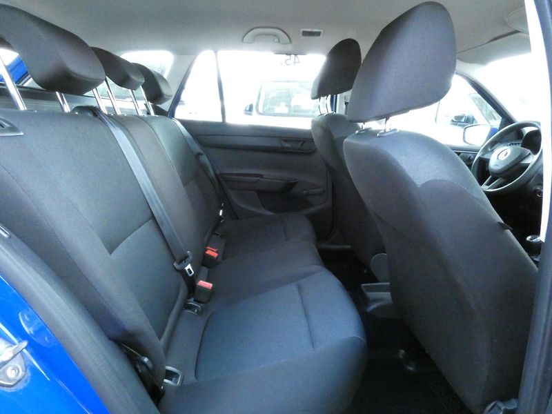Škoda Fabia III Combi Active 1.0 MPI /55kW - fotka 27 z 30