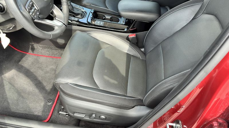 Hyundai i30 (2024) Fastback - fotka 13 z 21