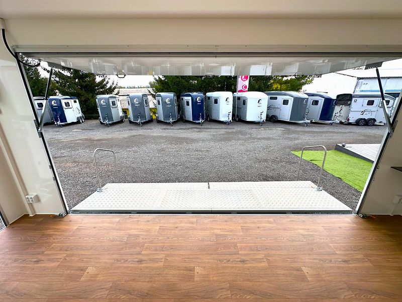 Respo (2026) Showroom, prodejna, stánek - fotka 16 z 20