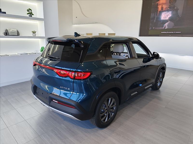 BYD ATTO 2 DM-i (2026) 1,5 DM-i  156 Kw Boost - fotka 2 z 16