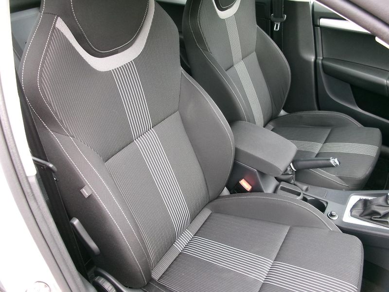 Škoda Octavia (2019) 2,0TDI 4x4 DSG AC - fotka 22 z 32