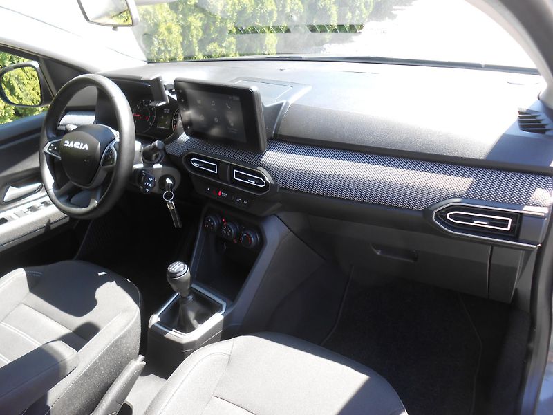 Dacia Sandero 1.0TCe+LPG,KLIMA,LED!! - fotka 20 z 41