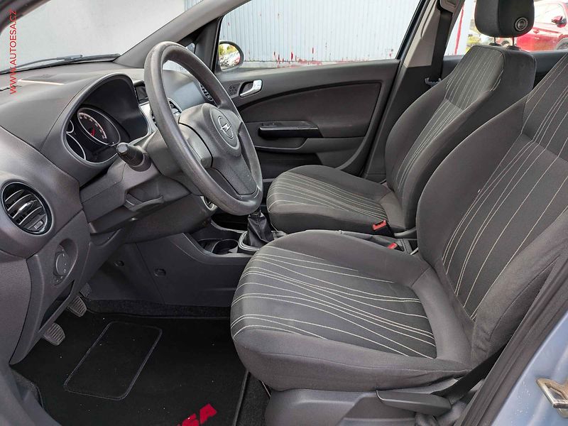 Opel Corsa (2008) 1.2i, ČR, Klima - fotka 9 z 12