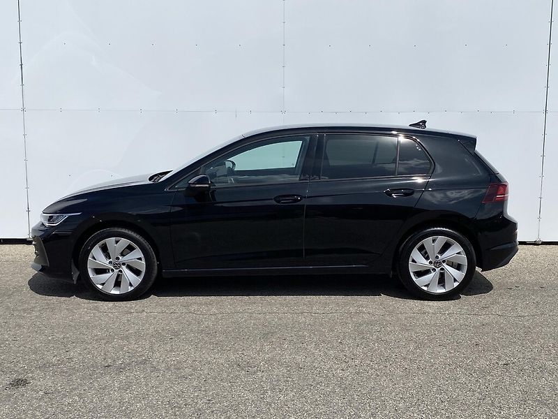 Volkswagen Golf 1,5 e-TSI 85 kW Life MHEV DSG - fotka 4 z 27