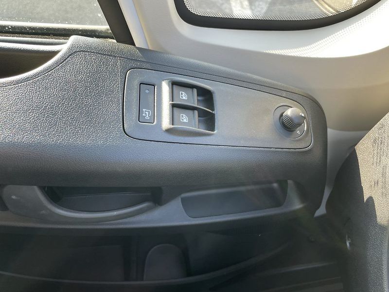 Toyota Proace Max 2.2D 140k 6MT L3H3 - fotka 31 z 33