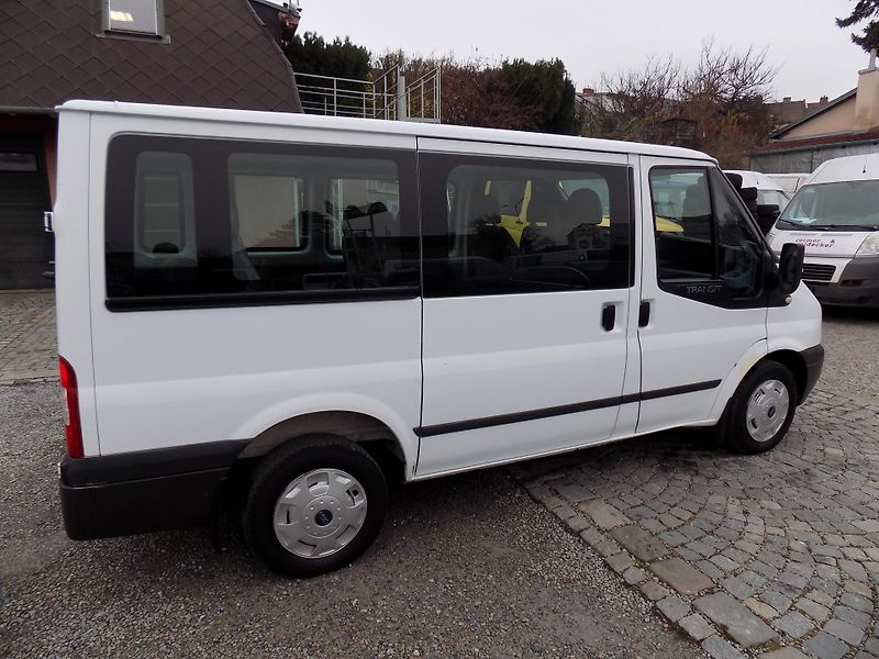 Ford Transit 2,2 TDCI SWB TREND AC 9 MÍST - fotka 9 z 43