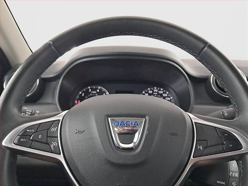 Dacia Duster (2022) Comfort 1.0 TCe, LPG, ČR,1.maj - fotka 17 z 17