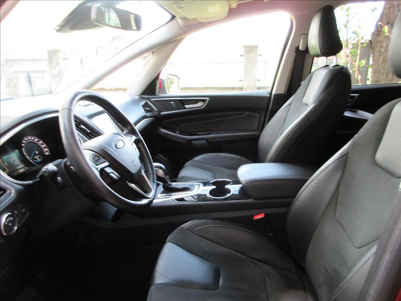 Ford Galaxy 2,0 TDCi, 154Kw, Titanium, Nav - fotka 11 z 32