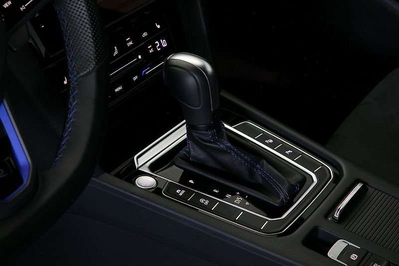 Volkswagen Arteon Shooting Brake R 2.0TSI 235kW DSG Tažné DCC - fotka 22 z 30