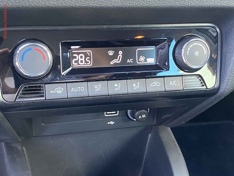 Škoda Fabia (2022) 1.0 TSi, 1.maj,ČR, Ambition - fotka 14 z 18