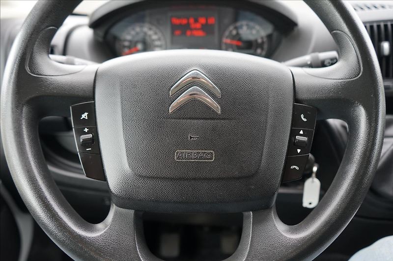 Citroën Jumper 2,0 BlueHDI 160  Furgon L4H2 - fotka 13 z 17