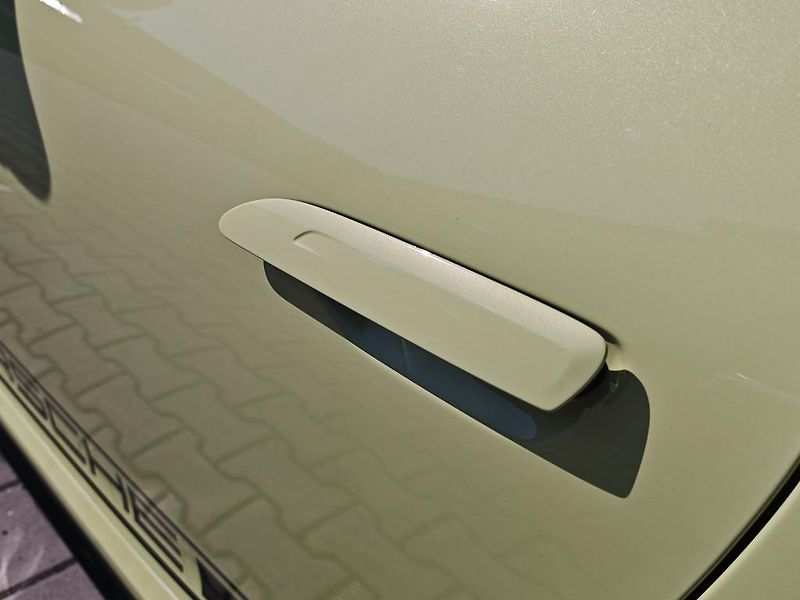 Porsche 911 911 Cabrio, BOSE,1. Majitel - fotka 13 z 45