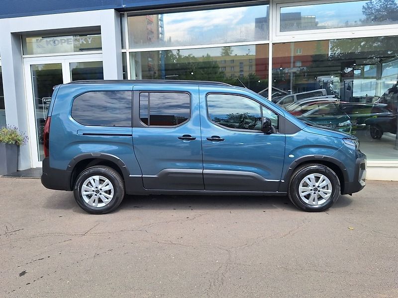 Peugeot Rifter (2026) LONG ALLURE BHDi 130k MAN6 - fotka 8 z 22