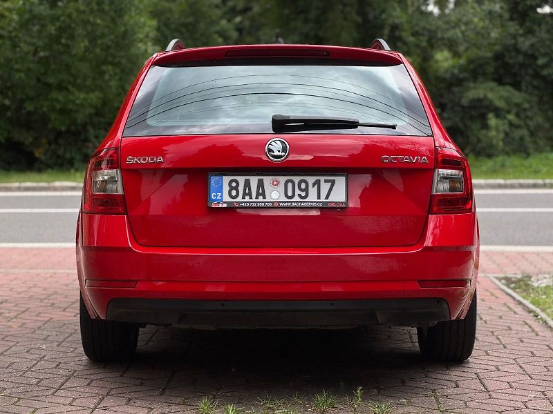 Škoda Octavia 1.6 1.MAJITEL ČR DPH NEBOURÁNO - fotka 5 z 25
