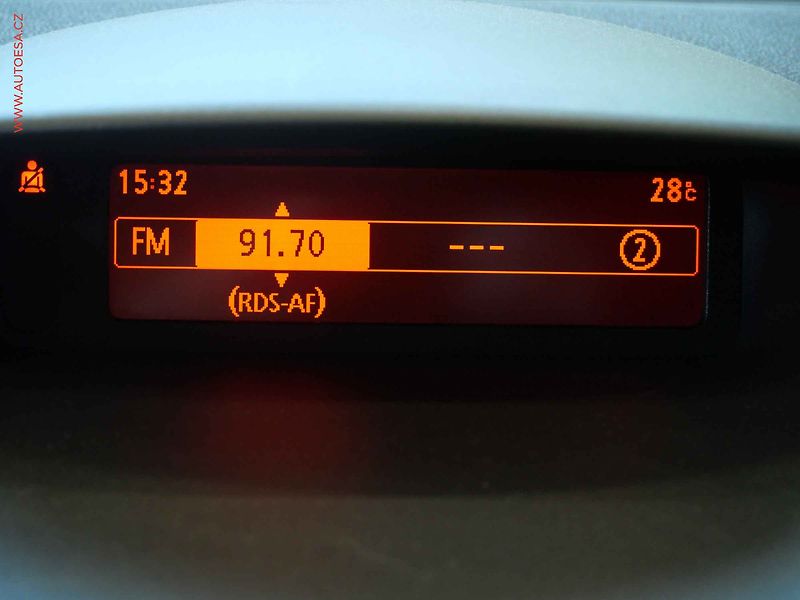Renault Clio (2010) 1.2 TCe, AC, tempo - fotka 15 z 18