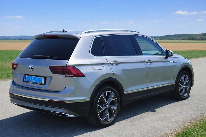 Volkswagen Tiguan (2017) 2.0 TDI DSG 4x4  - fotka 9 z 27